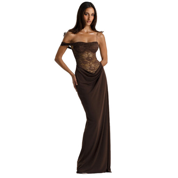 a08e35a9-9a08-4367-9a39-6b79efbd44c5.jpg Elara Lace Silhouette