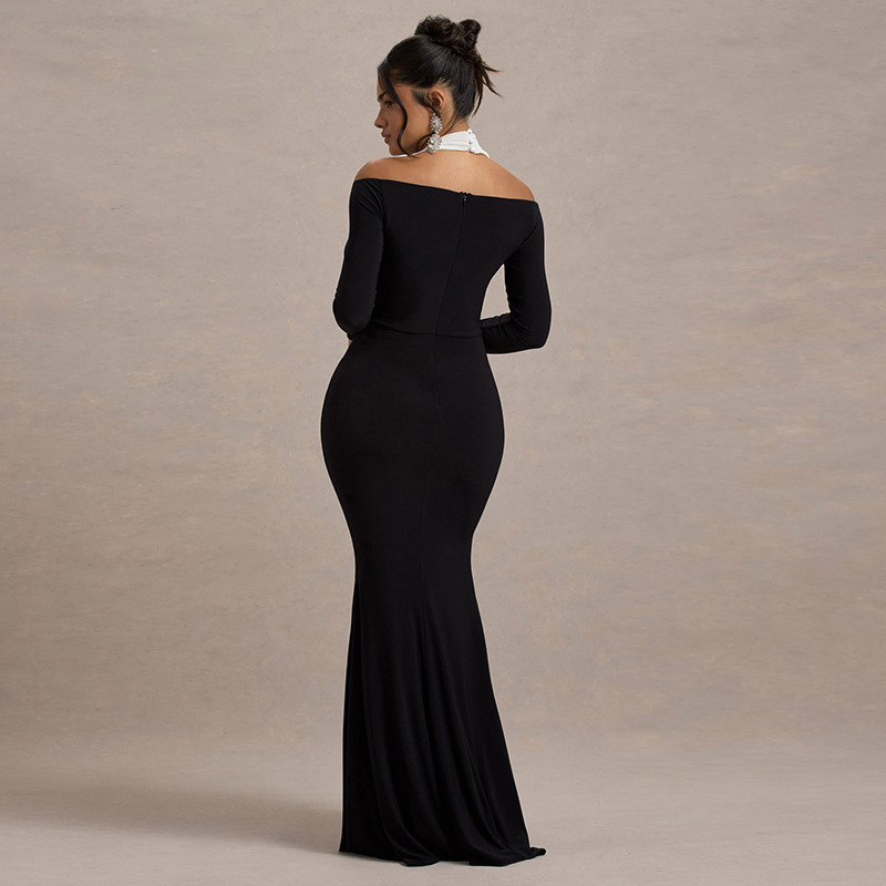 c47e5f48-613d-4ec1-9a7c-470cba798b52.jpg Women's Contrast Color Halter Slim Fit Waist-slimming Long Dress